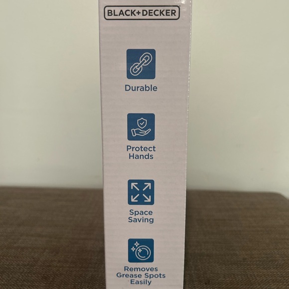 Black & Decker Durable Cleaning Tool - Picture 3 of 7